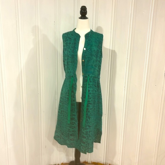 Emerald green snake skin patterned fabric linen dress by ALLEGRA MASETTI - Picture 6 of 8